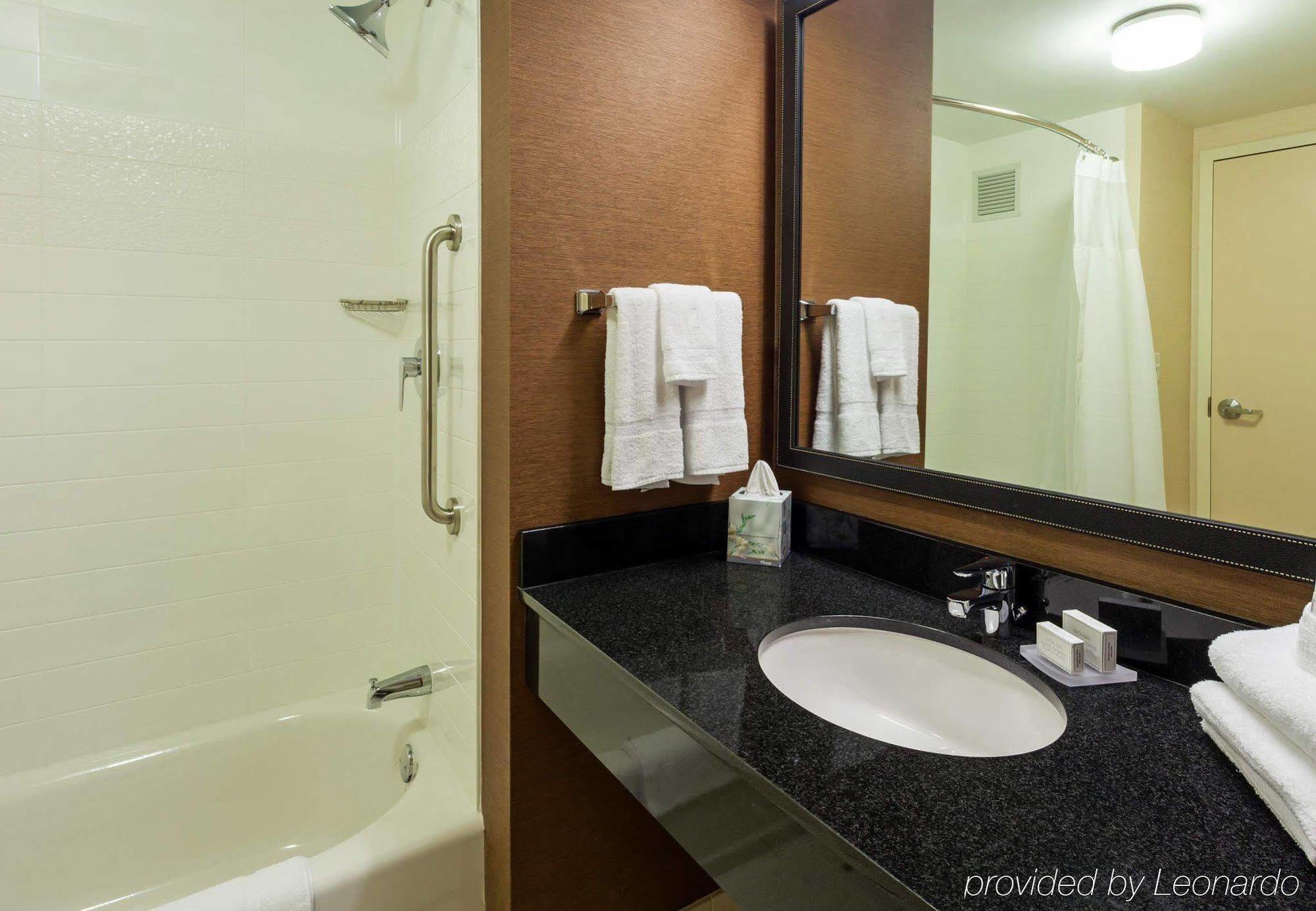 Fairfield Inn And Suites Chicago Downtown-River North Zewnętrze zdjęcie