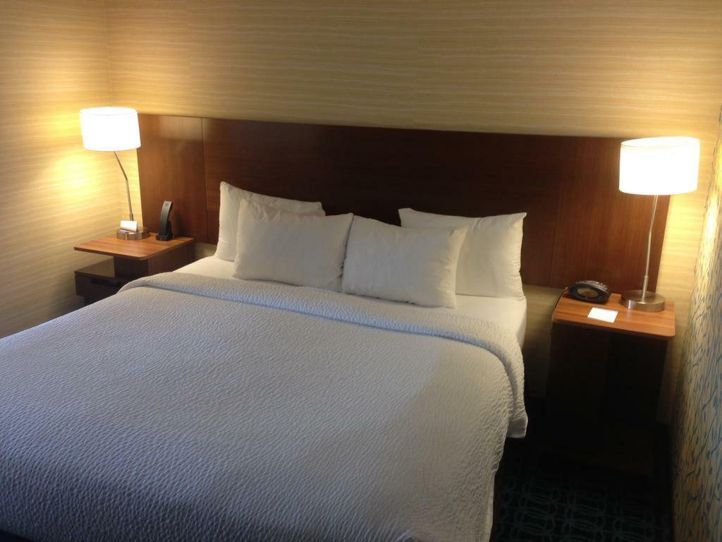 Fairfield Inn And Suites Chicago Downtown-River North Zewnętrze zdjęcie