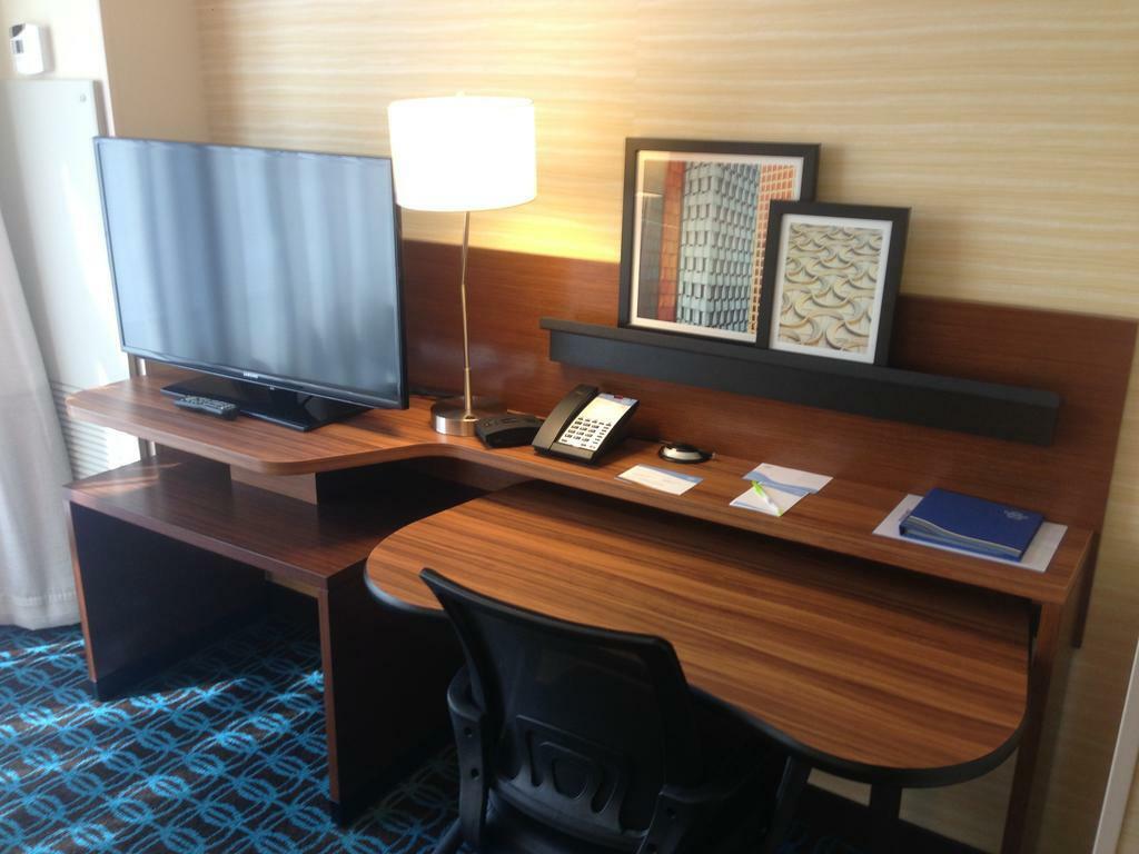Fairfield Inn And Suites Chicago Downtown-River North Zewnętrze zdjęcie
